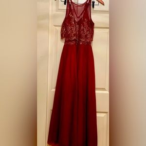 Prom dress size 5 or small, very pretty
